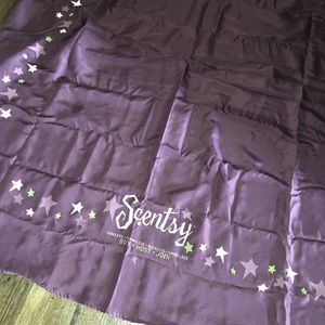 Scentsy square tablecloth